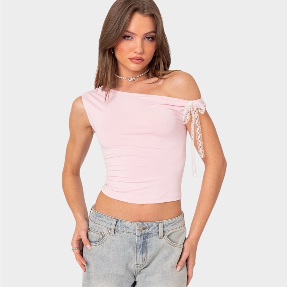Edikted Lace Bow Asymmetric Top Pink